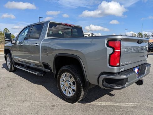 Used 2024 Chevrolet Silverado 2500 High Country w/ High Country Premium Package image 23