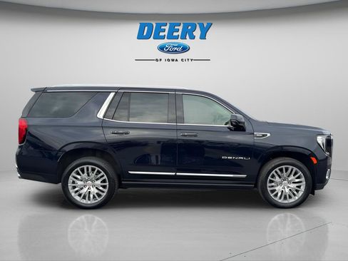 Used 2023 GMC Yukon Denali AWD/4WD image 6