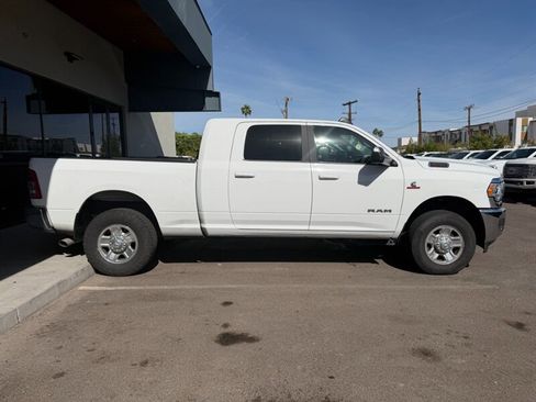Used 2022 RAM 3500 Big Horn AWD/4WD image 1