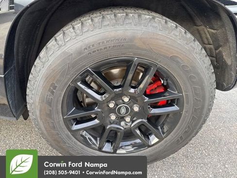 Used 2021 Land Rover Defender 90 X-Dynamic S image 13