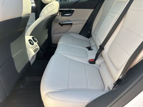 New 2026 Mercedes-Benz GLC 300 image 23