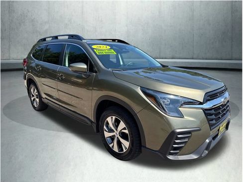 Used 2024 Subaru Ascent Premium w/ Convenience Package AWD/4WD image 8
