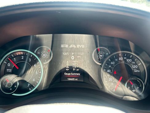 Used 2019 RAM 1500 Big Horn AWD/4WD image 26