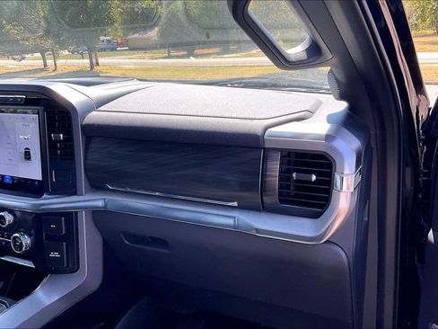 Used 2024 Ford F150 Lariat w/ FX4 Off-Road Package AWD/4WD image 15