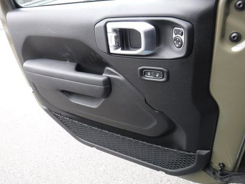 New 2026 Jeep Gladiator Willys AWD/4WD image 20