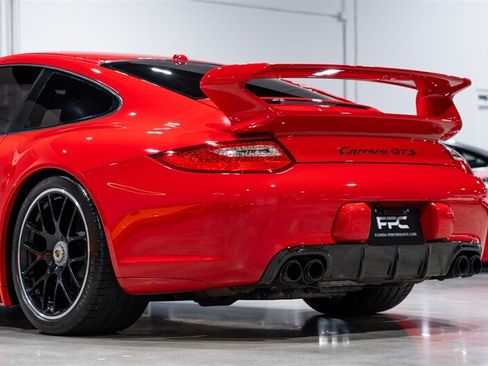 Used 2011 Porsche 911 Carrera GTS RWD image 12