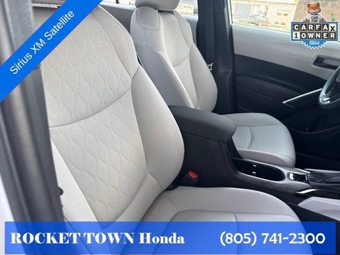 Used 2025 Toyota Corolla Cross L FWD image 18