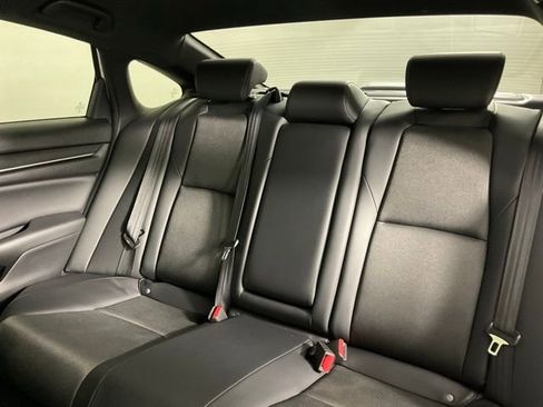 Used 2022 Honda Accord Sport image 16