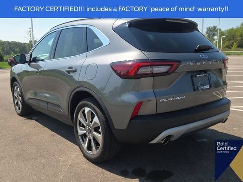 Used 2025 Ford Escape Platinum AWD/4WD image 16