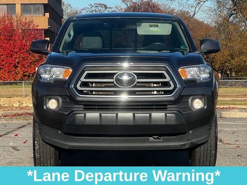 Used 2022 Toyota Tacoma SR image 12