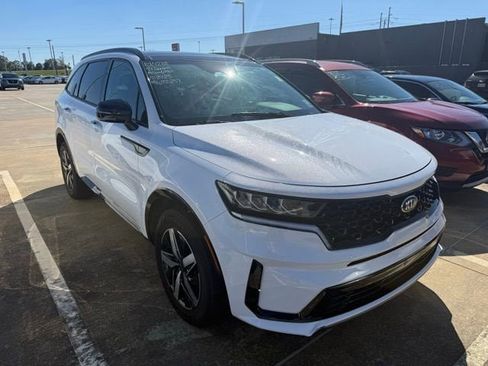 Used 2021 Kia Sorento S w/ Panoramic Sunroof Package image 28