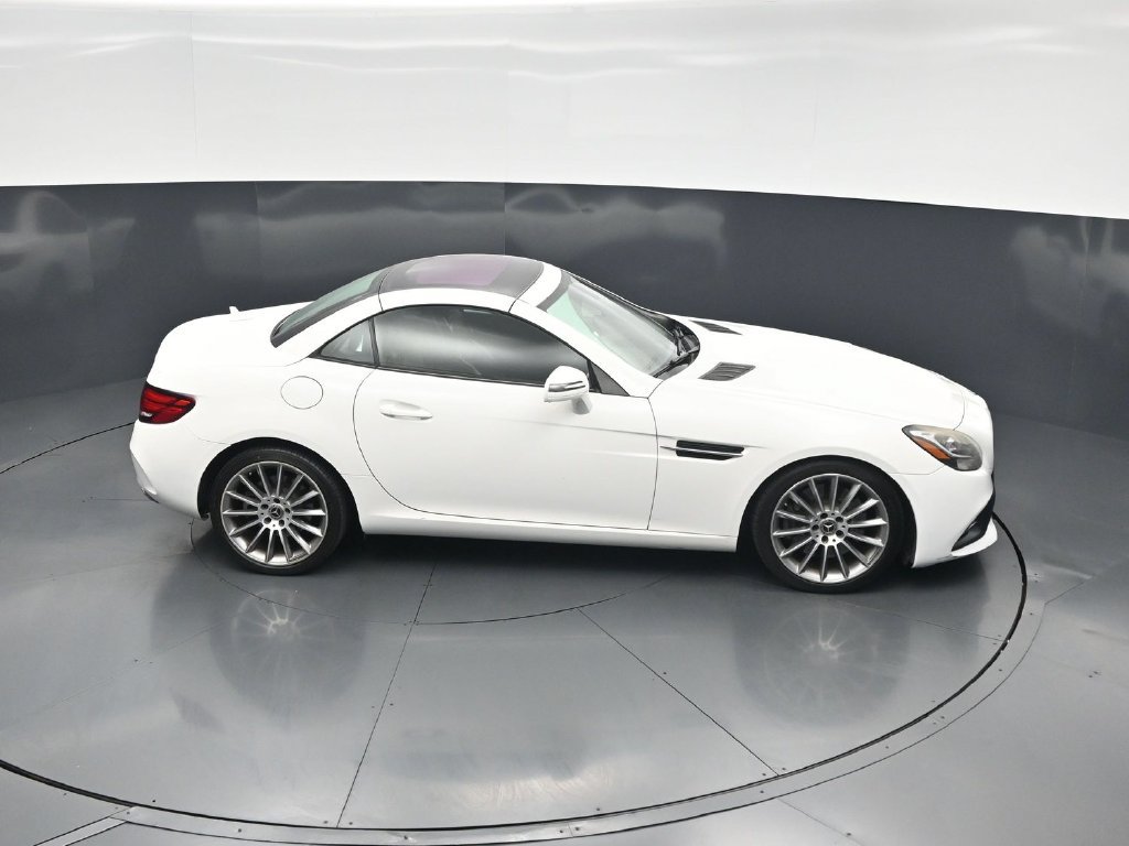 Used 2017 Mercedes-Benz SLC 300 image 48