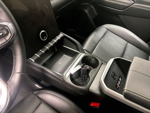 Used 2026 GMC Terrain Elevation w/ Elevation Premium Package image 20