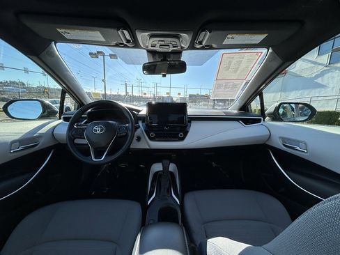 Certified 2024 Toyota Corolla SE w/ SE Package image 17