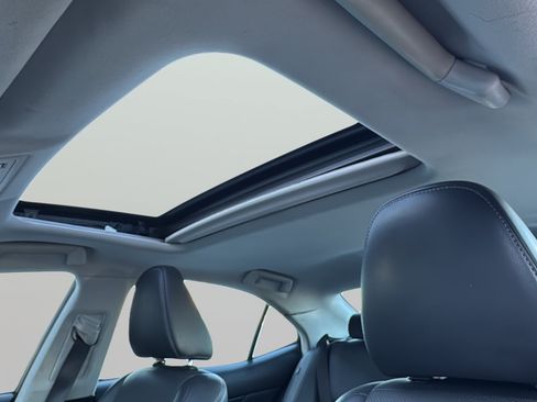 Used 2015 Lexus IS 250 w/ Navigation System Package RWD image 32