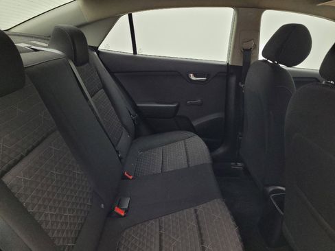 Used 2018 Kia Rio LX image 19