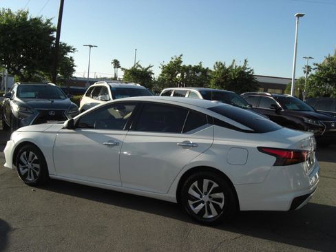 Used 2020 Nissan Altima 2.5 S image 11