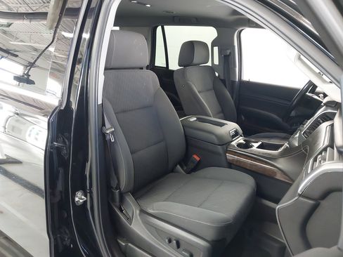 Used 2019 Chevrolet Tahoe LS AWD/4WD image 28