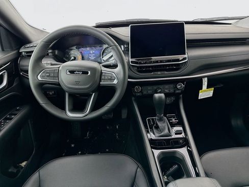 New 2026 Jeep Compass Limited image 28