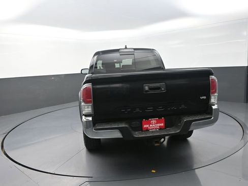 Used 2021 Toyota Tacoma TRD Off-Road AWD/4WD image 59