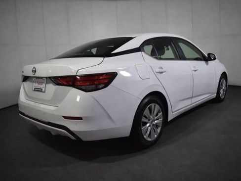 Certified 2023 Nissan Sentra S image 4