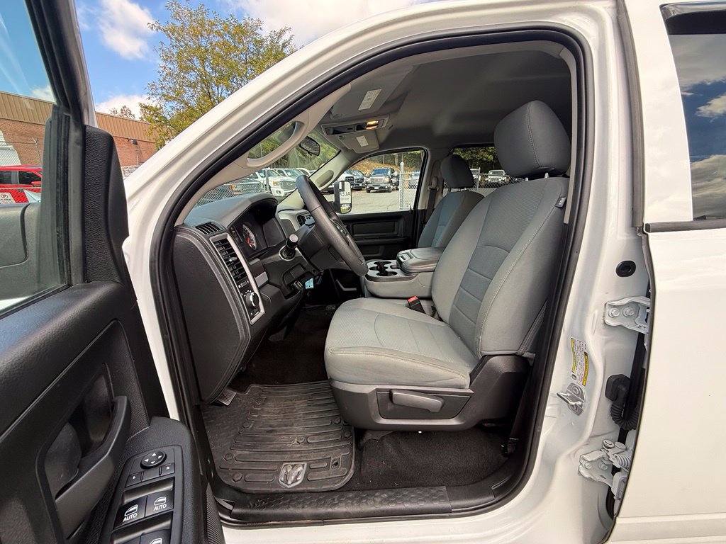 Used 2018 RAM 3500 Tradesman w/ Chrome Appearance Group AWD/4WD image 22
