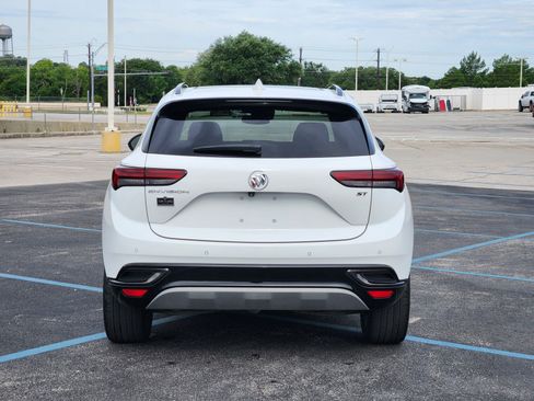 Used 2022 Buick Envision Essence w/ Technology Package I FWD image 33