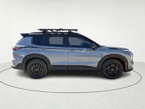 New 2025 Mitsubishi Outlander SE AWD/4WD image 4