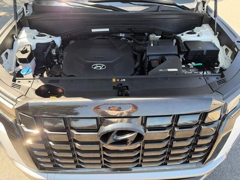 Used 2024 Hyundai Palisade Limited AWD/4WD image 48