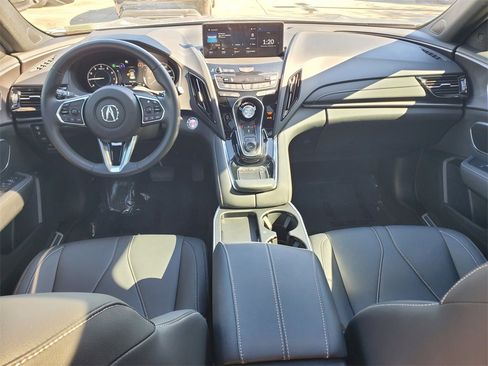 Used 2025 Acura RDX SH-AWD image 10