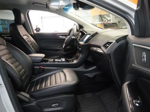 Used 2019 Ford Edge SEL w/ Equipment Group 201A AWD/4WD image 35