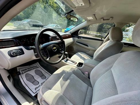 Used 2016 Chevrolet Impala Limited LS image 9