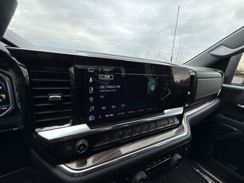 Certified 2024 Chevrolet Silverado 2500 LT image 19