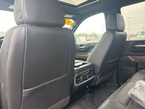 Used 2021 Chevrolet Silverado 1500 High Country w/ Technology Package image 23