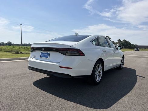 Used 2024 Honda Accord LX image 6