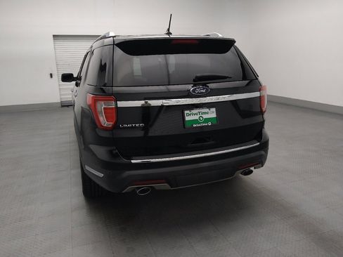 Used 2018 Ford Explorer Limited w/ Equipment Group 301A FWD image 6