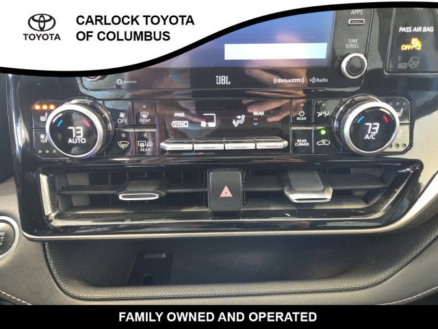 Used 2021 Toyota Highlander Limited AWD/4WD image 29