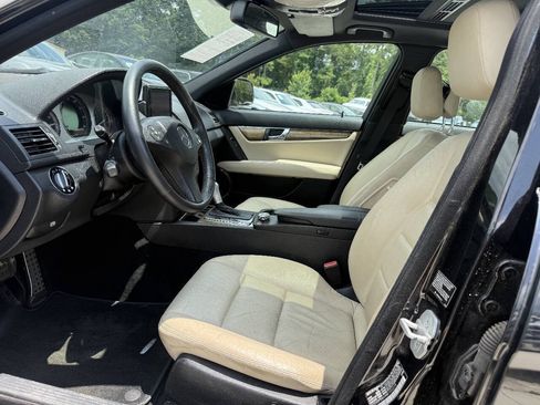 Used 2008 Mercedes-Benz C 350 Sport image 13