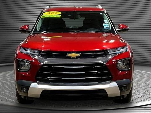 Used 2022 Chevrolet TrailBlazer LT AWD/4WD image 2