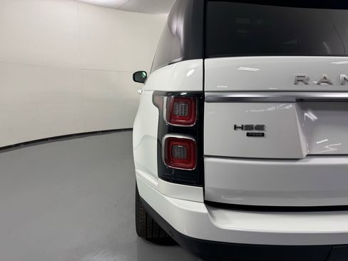 Used 2020 Land Rover Range Rover Long Wheelbase HSE image 9
