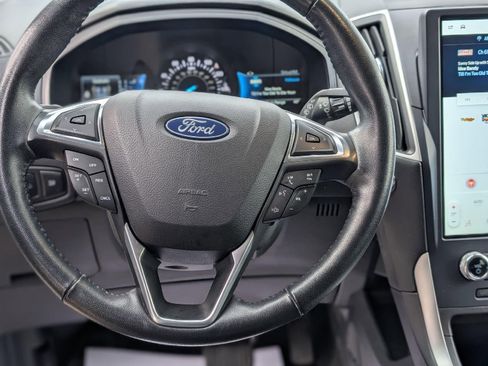 Used 2023 Ford Edge SEL image 21