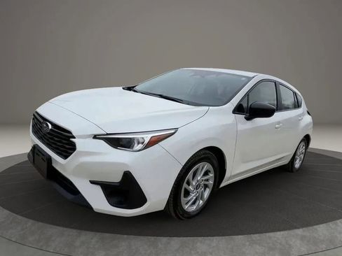 Used 2024 Subaru Impreza 2.0i AWD/4WD image 3