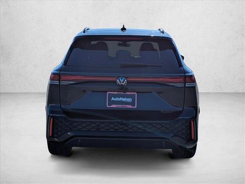 New 2026 Volkswagen Tiguan SE R-Line FWD image 6