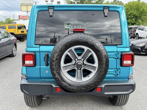Used 2019 Jeep Wrangler Unlimited Sahara w/ Uconnect 4C Nav & Sound Group AWD/4WD image 74