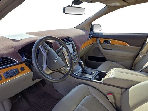 Used 2013 Lincoln MKX AWD image 8