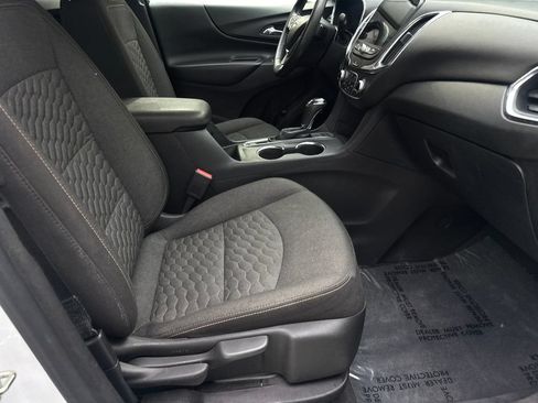 Used 2019 Chevrolet Equinox LT AWD/4WD image 46