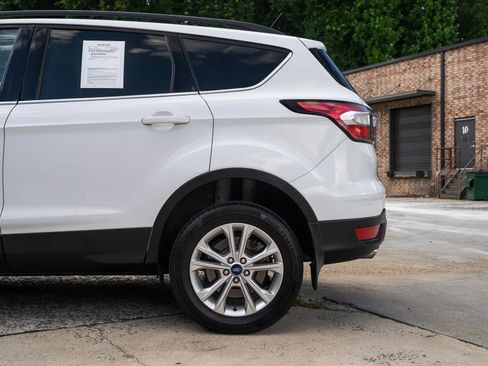 Used 2018 Ford Escape SEL AWD/4WD image 5