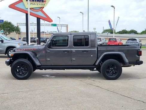 Used 2023 Jeep Gladiator Mojave w/ Cold Weather Group AWD/4WD image 2