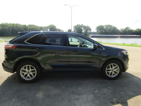 Certified 2023 Ford Edge SEL w/ Convenience Package image 6