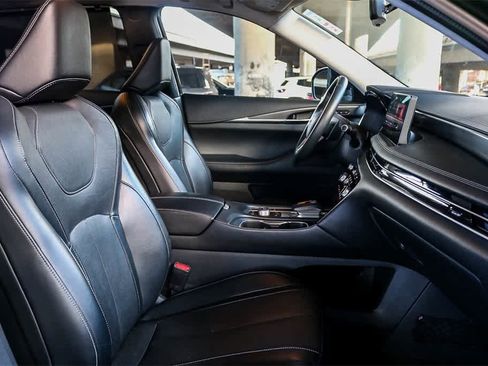 Used 2023 INFINITI QX60 Luxe w/ Cargo Package image 17